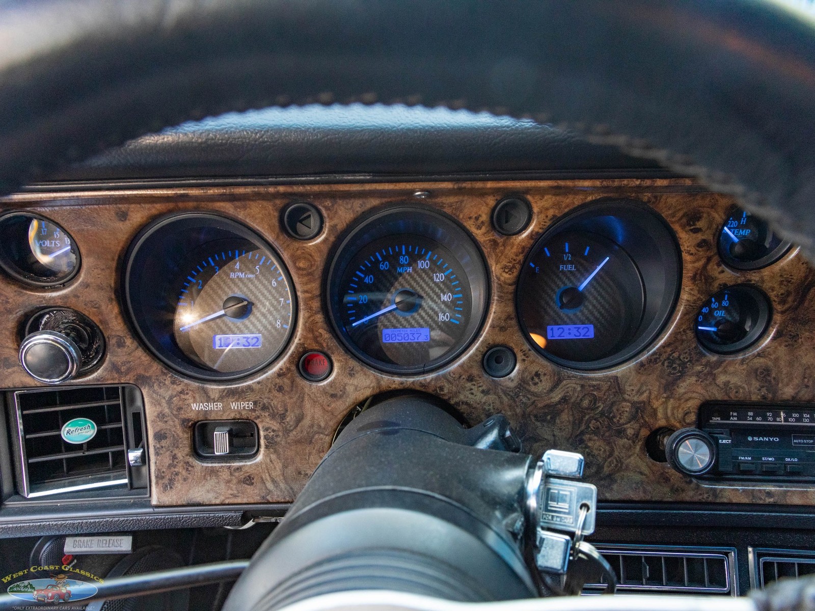 Chevrolet-Chevelle-Malibu-Custom-1972-2-Door-Coupe-34