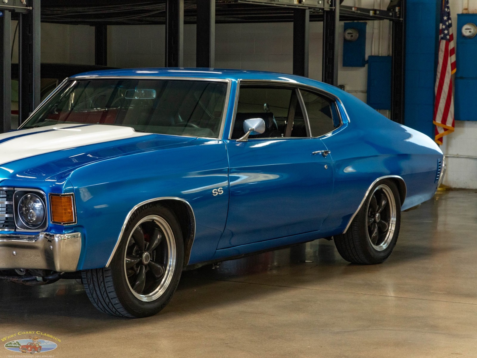 Chevrolet-Chevelle-Malibu-Custom-1972-2-Door-Coupe-8