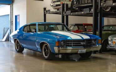 Chevrolet-Chevelle-Malibu-Custom-1972-2-Door-Coupe-9