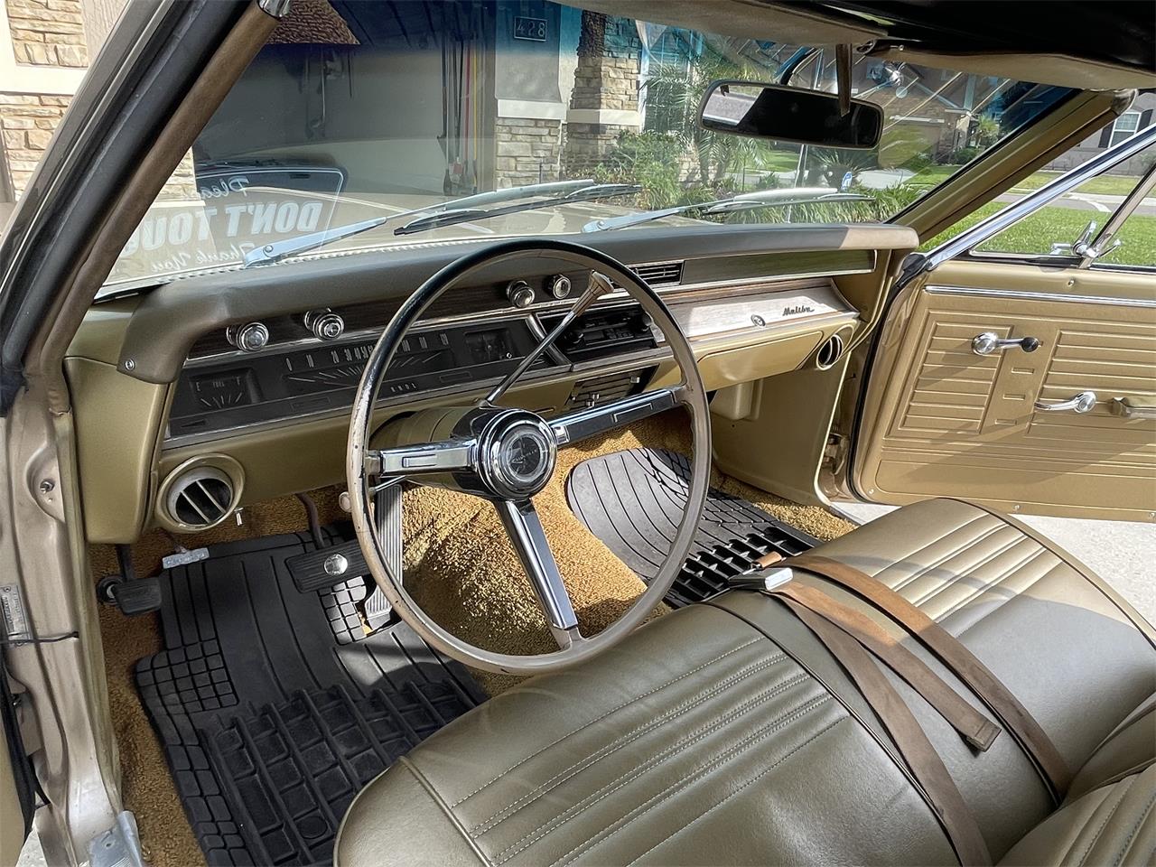 Chevrolet-Chevelle-malibu-1967-Gold-Gold-14