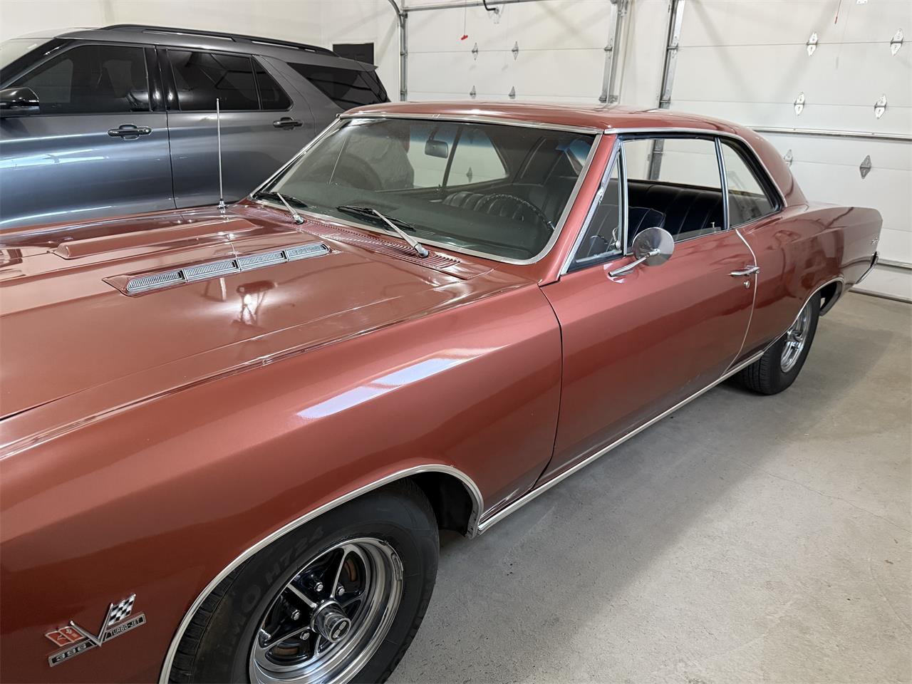 Chevrolet-Chevelle-ss-1966-Aztec-Broze-Black-2