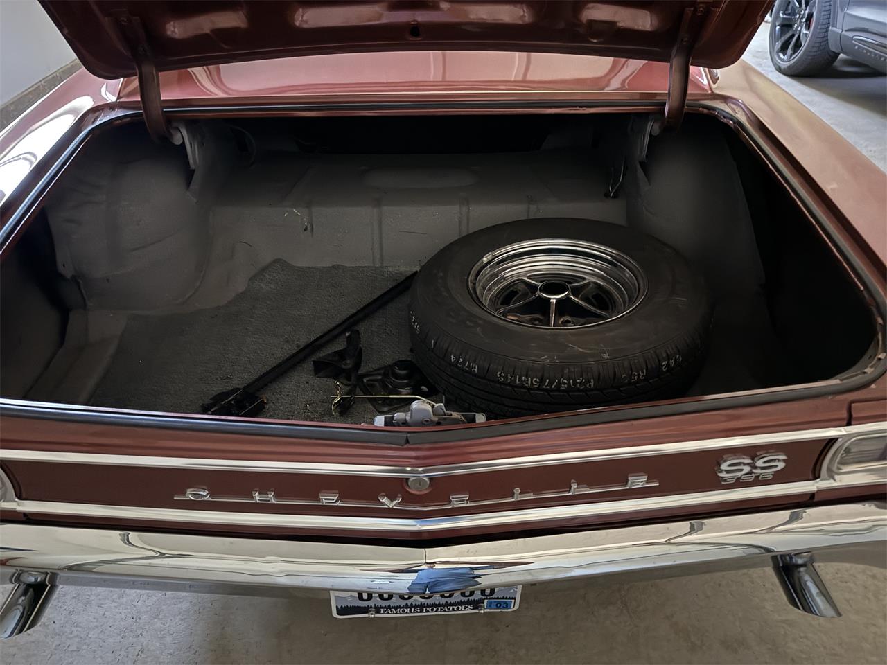 Chevrolet-Chevelle-ss-1966-Aztec-Broze-Black-3