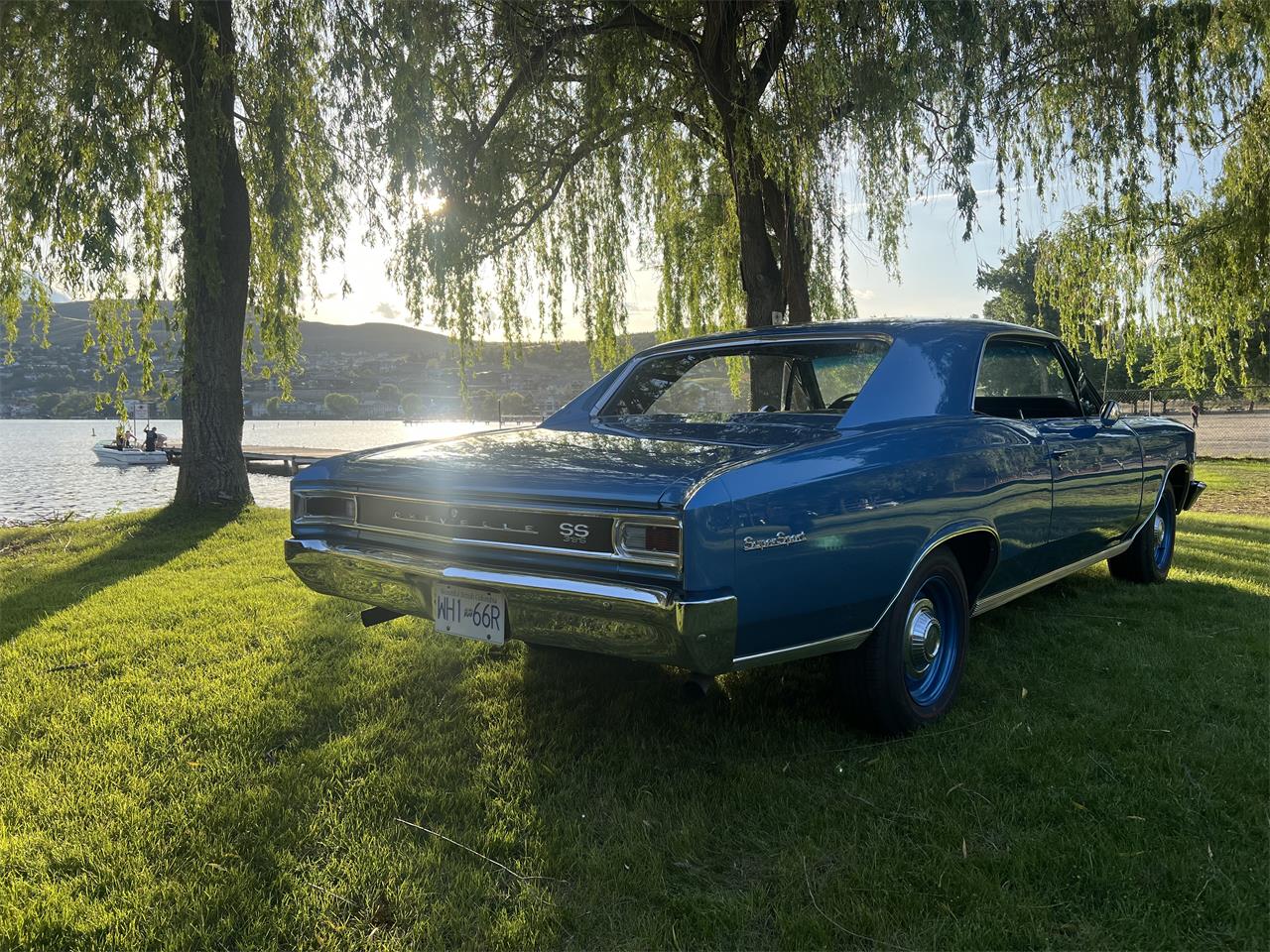 Chevrolet-Chevelle-ss-1966-Marina-blue-Black-6