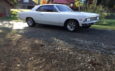 Chevrolet-Chevelle-ss-1966-White-Red-2