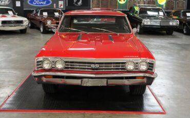 Chevrolet-Chevelle-ss-1967-Red-Black-10