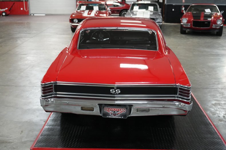Chevrolet-Chevelle-ss-1967-Red-Black-14