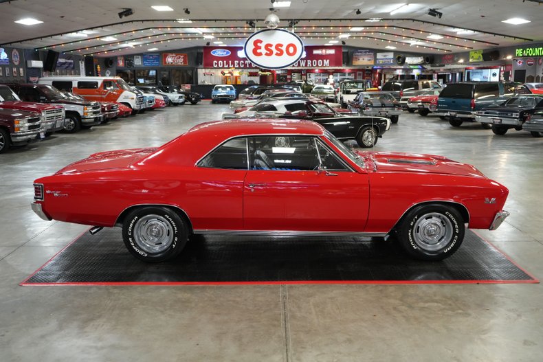 Chevrolet-Chevelle-ss-1967-Red-Black-16