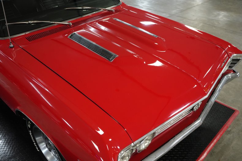Chevrolet-Chevelle-ss-1967-Red-Black-25