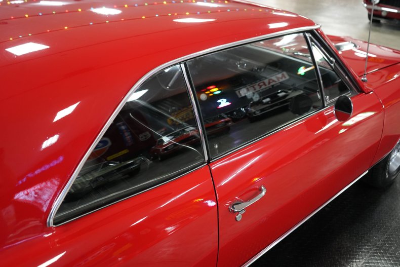 Chevrolet-Chevelle-ss-1967-Red-Black-30