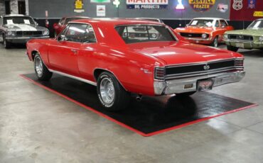 Chevrolet-Chevelle-ss-1967-Red-Black-4