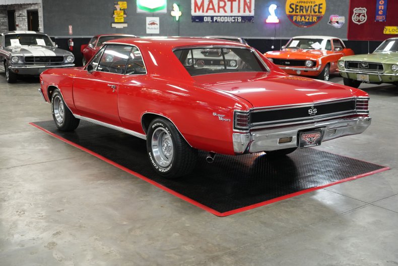 Chevrolet-Chevelle-ss-1967-Red-Black-4