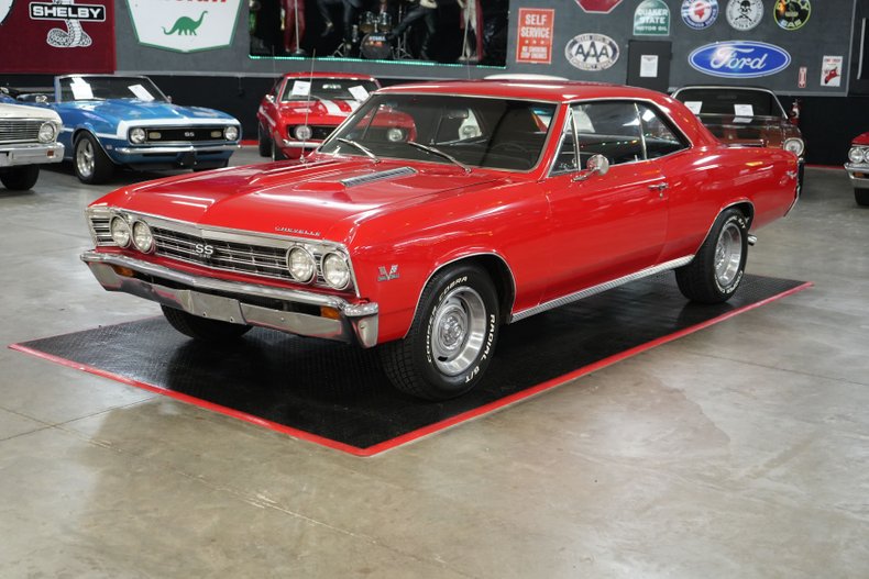 Chevrolet-Chevelle-ss-1967-Red-Black-43