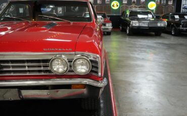 Chevrolet-Chevelle-ss-1967-Red-Black-47