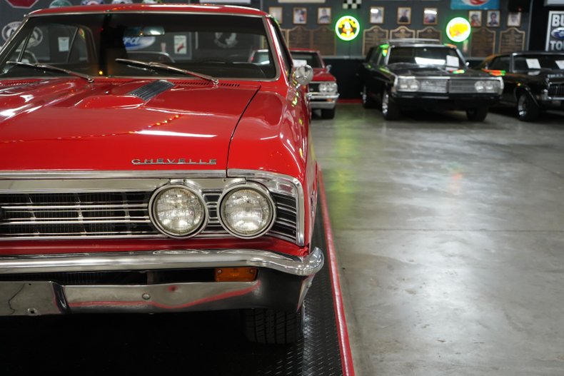 Chevrolet-Chevelle-ss-1967-Red-Black-47