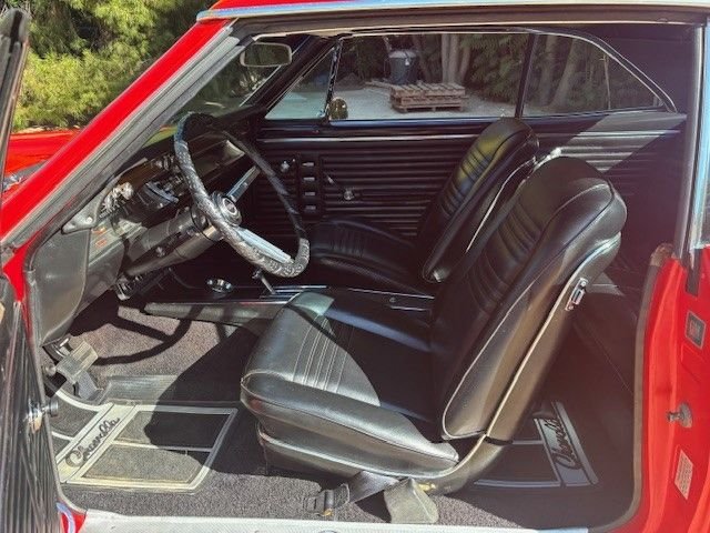 Chevrolet-Chevelle-ss-1967-Red-black-1