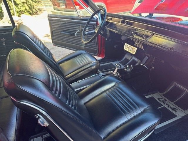Chevrolet-Chevelle-ss-1967-Red-black-13