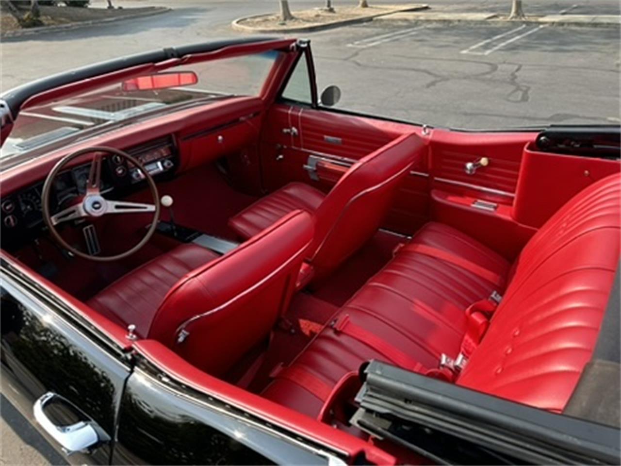 Chevrolet-Chevelle-ss-1968-Black-Red-21