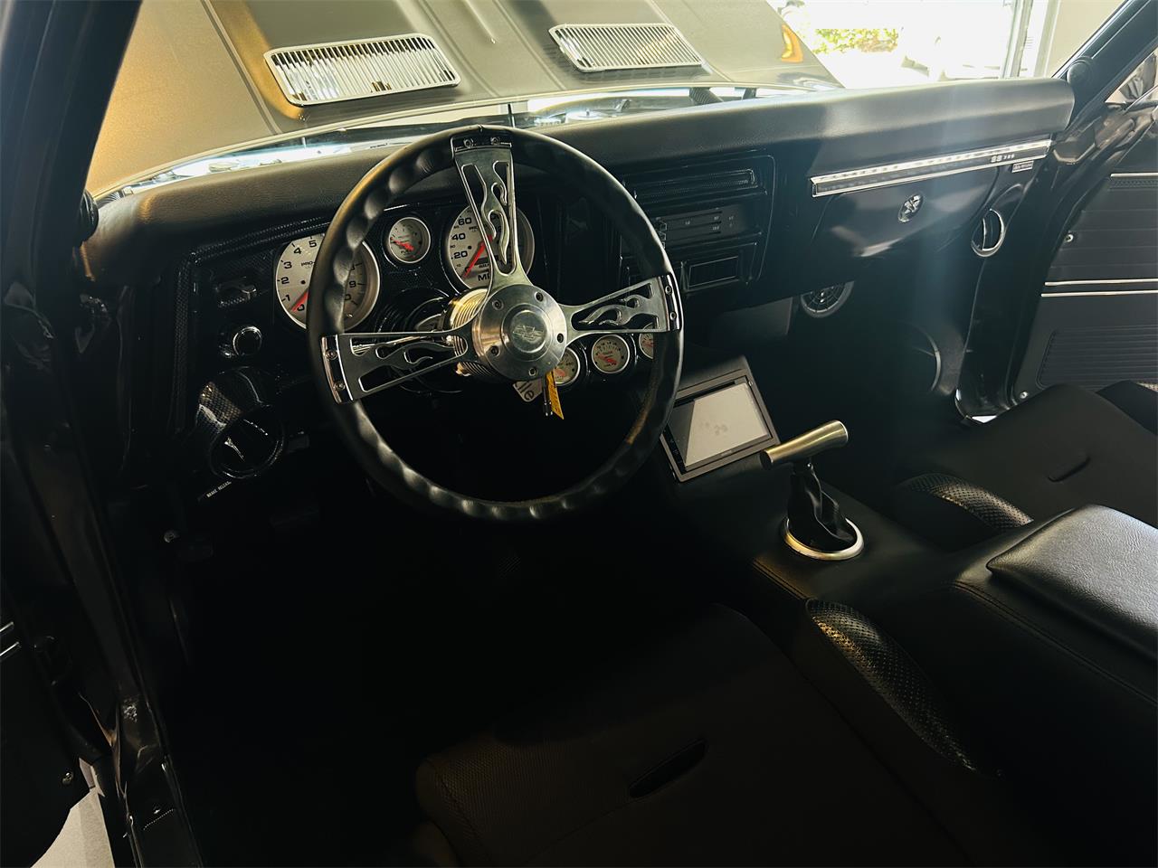 Chevrolet-Chevelle-ss-1969-Metallic-grey-Black-13