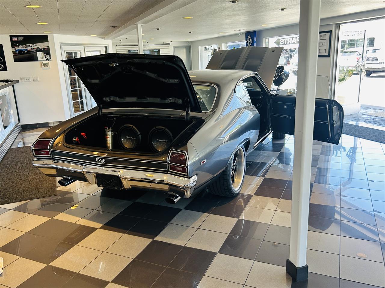 Chevrolet-Chevelle-ss-1969-Metallic-grey-Black-39