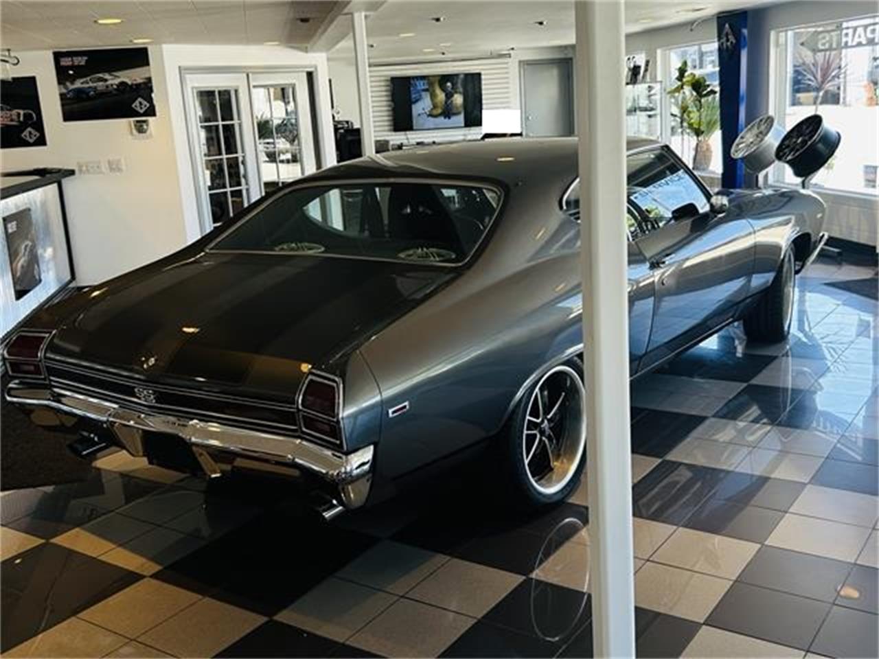 Chevrolet-Chevelle-ss-1969-Metallic-grey-Black-6