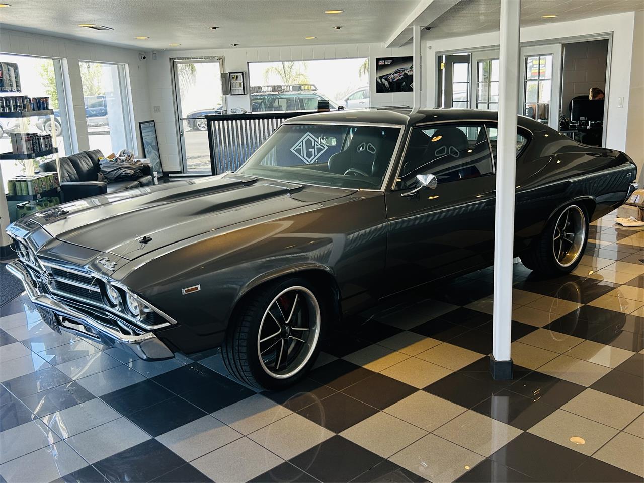 Chevrolet-Chevelle-ss-1969-Metallic-grey-Black-9