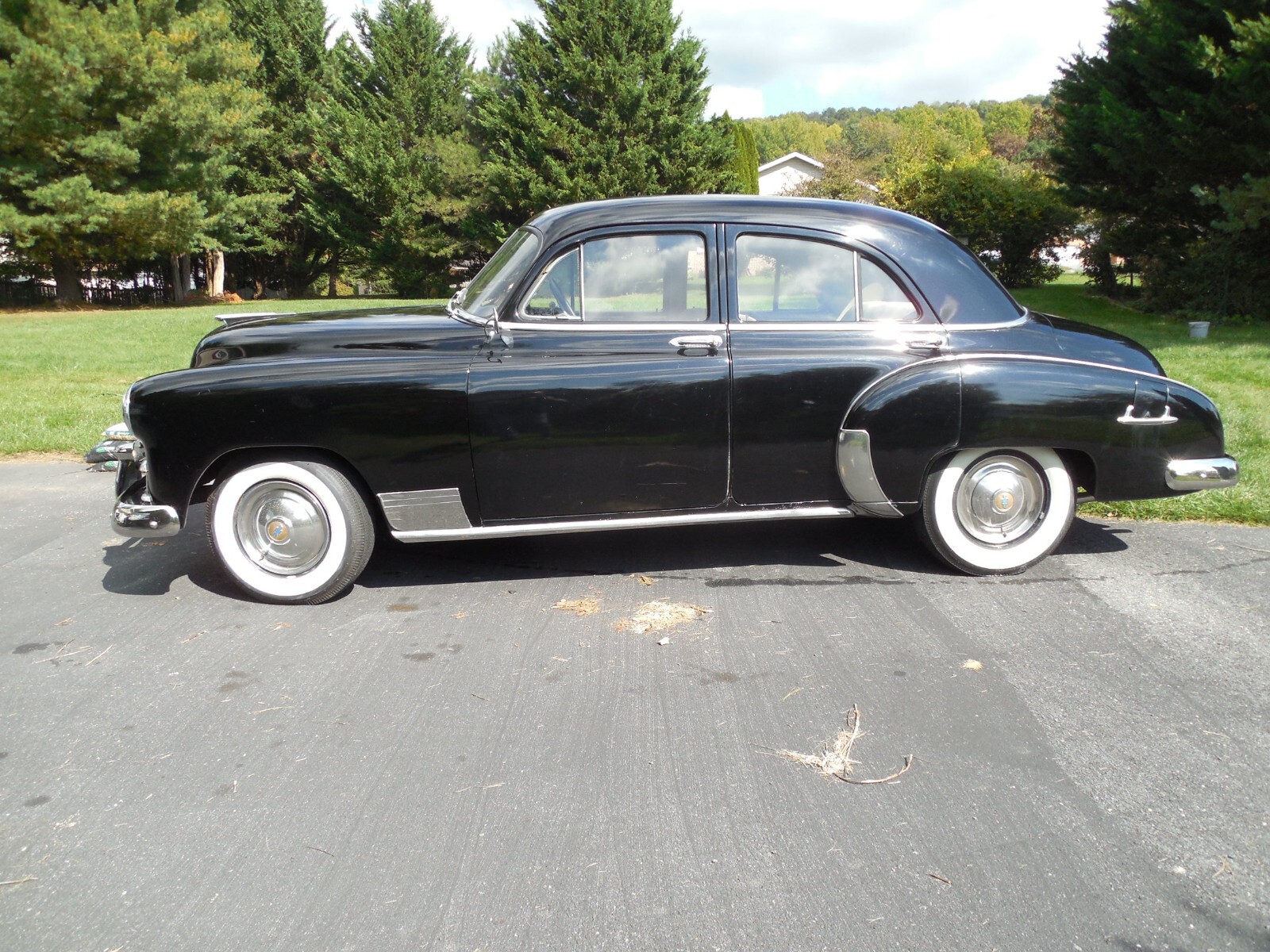 Chevrolet-Chevy-1950-2