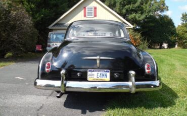 Chevrolet-Chevy-1950-3