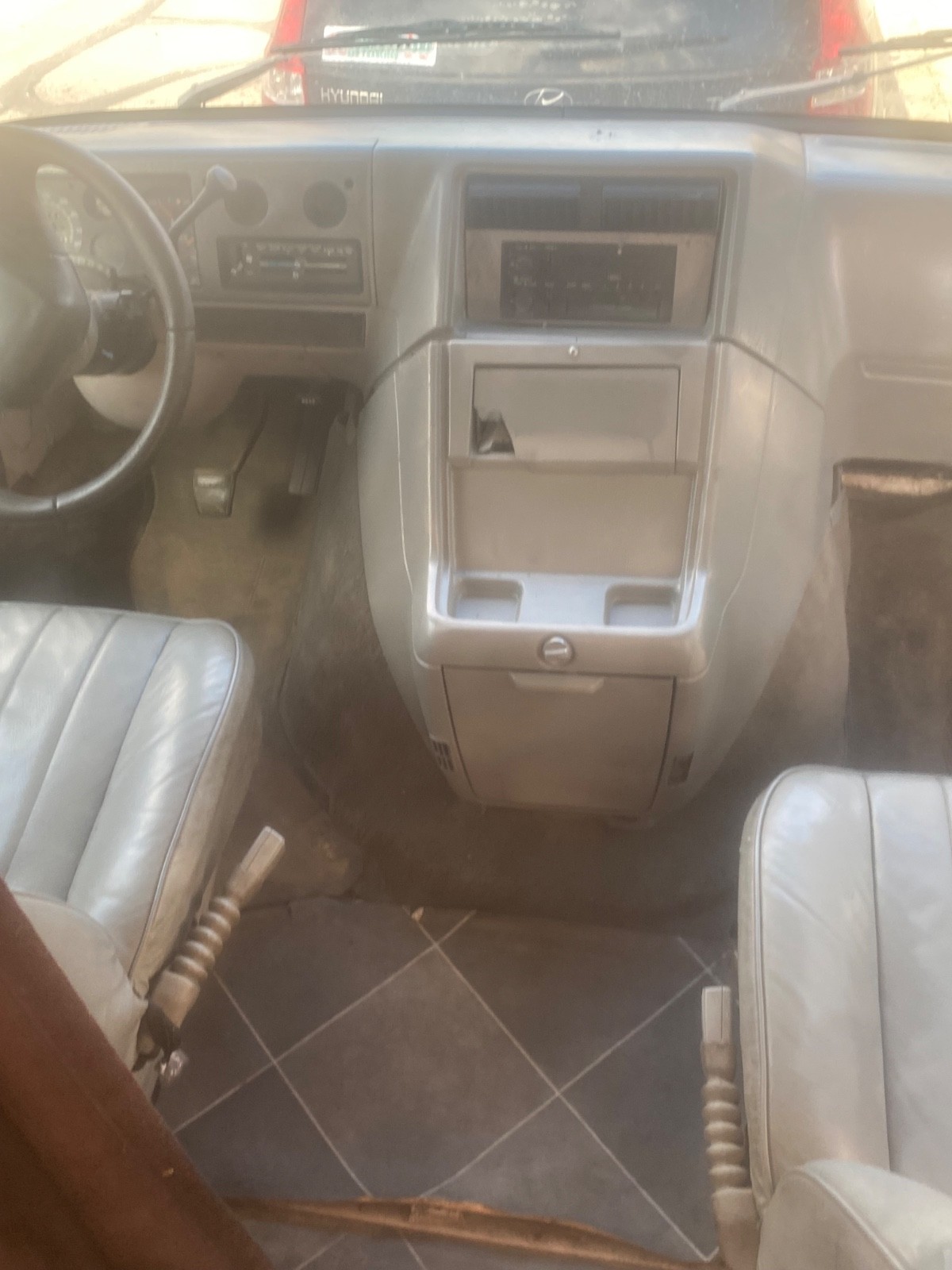 Chevrolet-Chevy-1995-Van-Camper-2