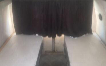 Chevrolet-Chevy-1995-Van-Camper-3