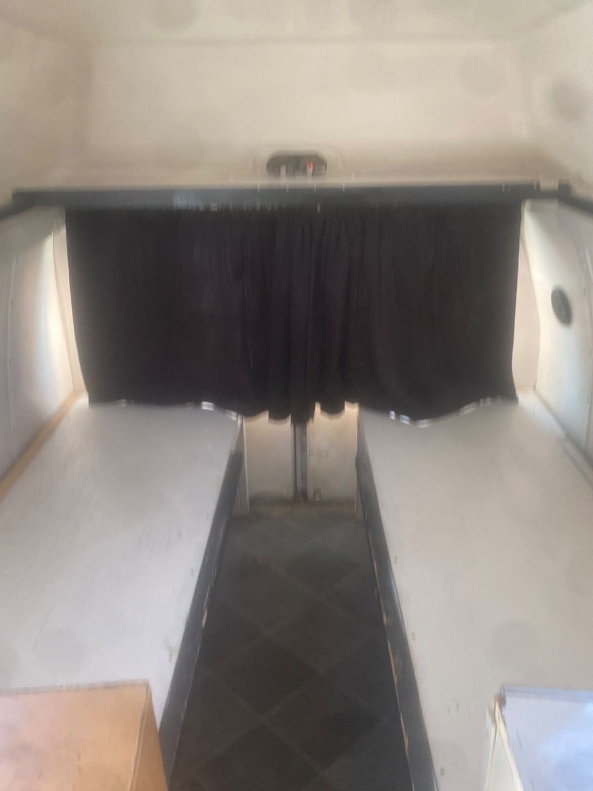 Chevrolet-Chevy-1995-Van-Camper-3