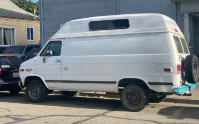 Chevrolet Chevy 1995 Van Camper