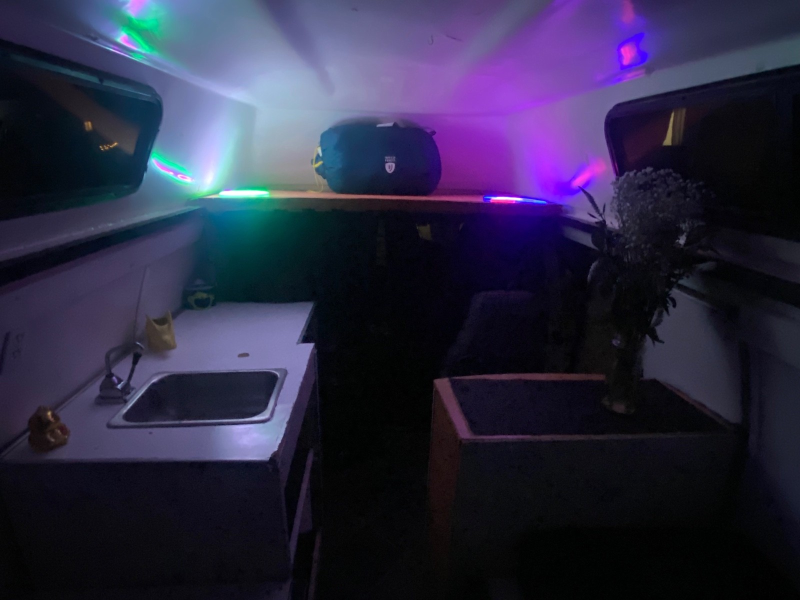 Chevrolet-Chevy-1995-Van-Camper-6