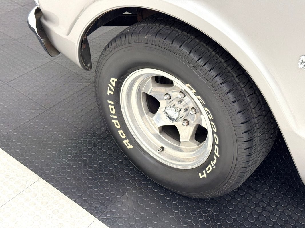 Chevrolet-Cheyenne-1969-Pickup-Truck-10