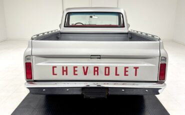 Chevrolet-Cheyenne-1969-Pickup-Truck-3
