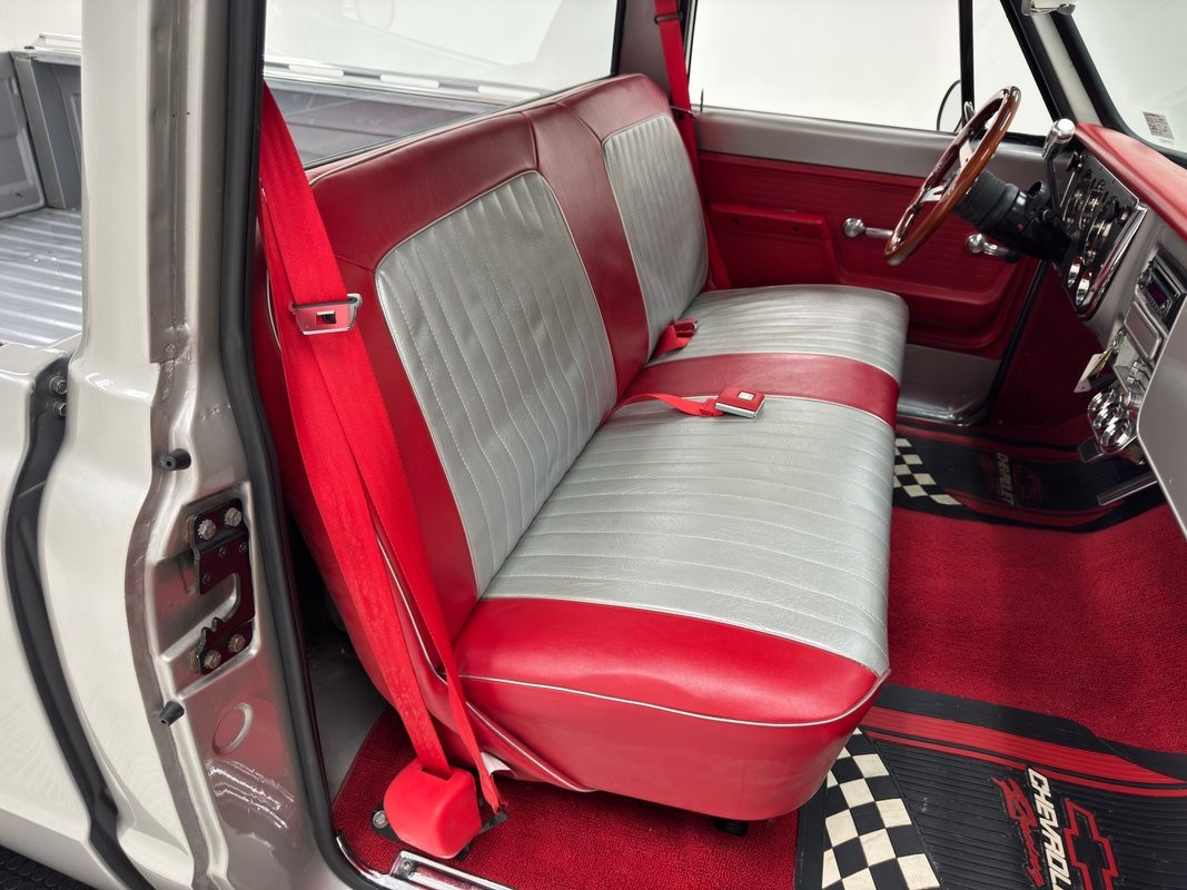 Chevrolet-Cheyenne-1969-Pickup-Truck-31