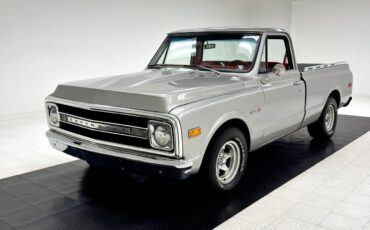Chevrolet-Cheyenne-1969-Pickup-Truck