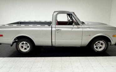 Chevrolet-Cheyenne-1969-Pickup-Truck-5