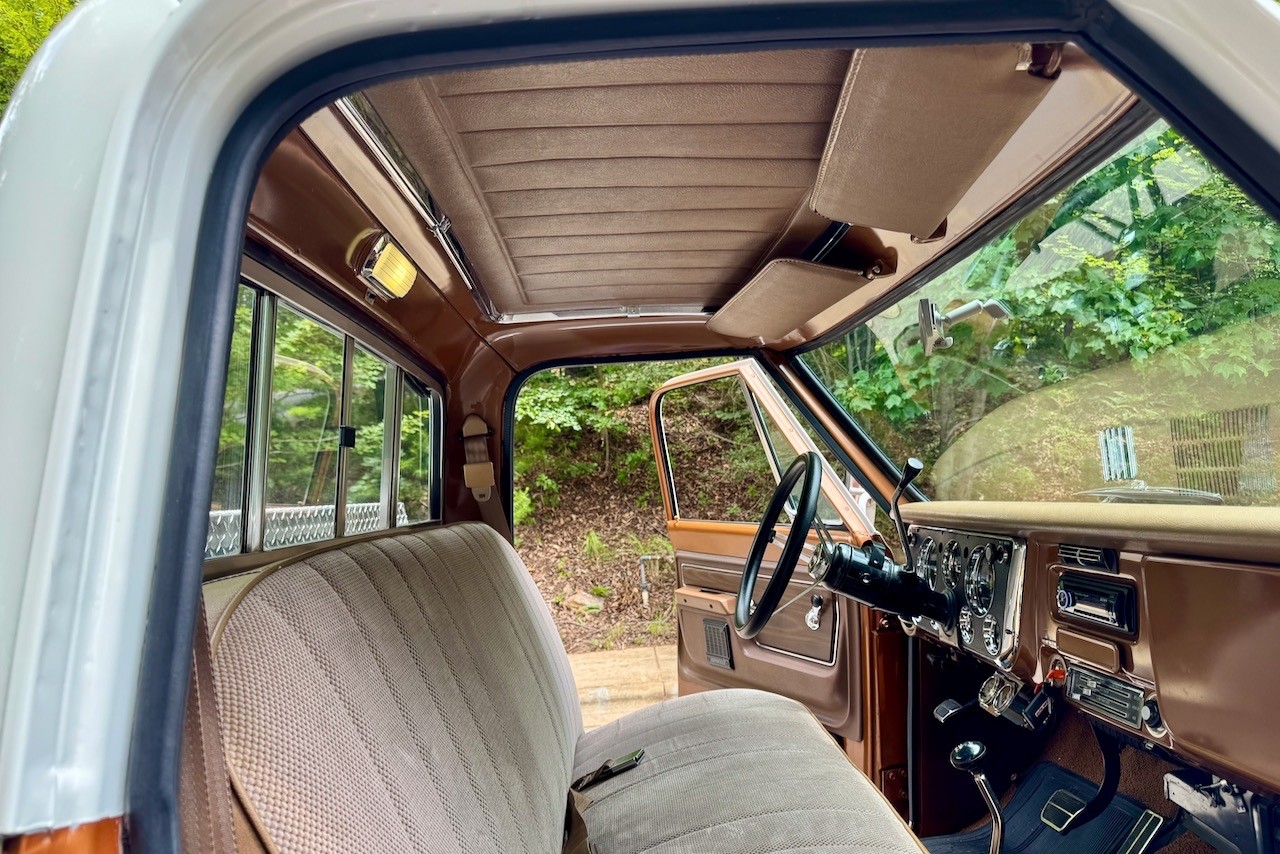 Chevrolet-Cheyenne-1972-20