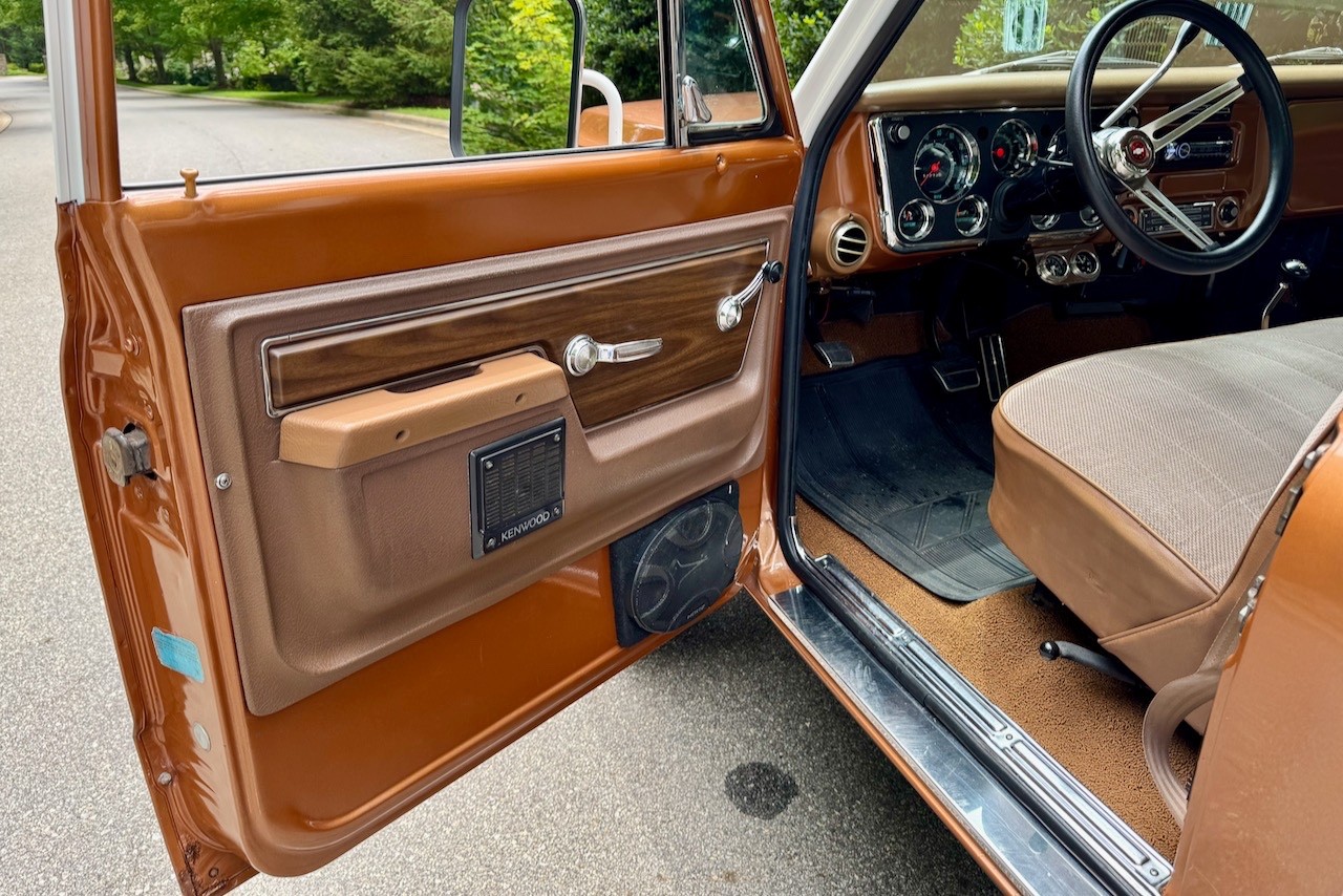 Chevrolet-Cheyenne-1972-21