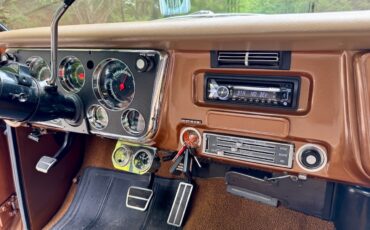 Chevrolet-Cheyenne-1972-23