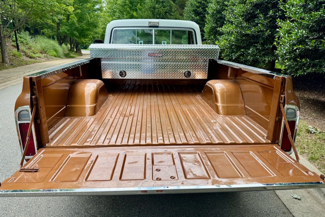 Chevrolet-Cheyenne-1972-6