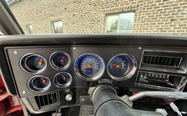 Chevrolet-Ck-1984-Red-Black-2