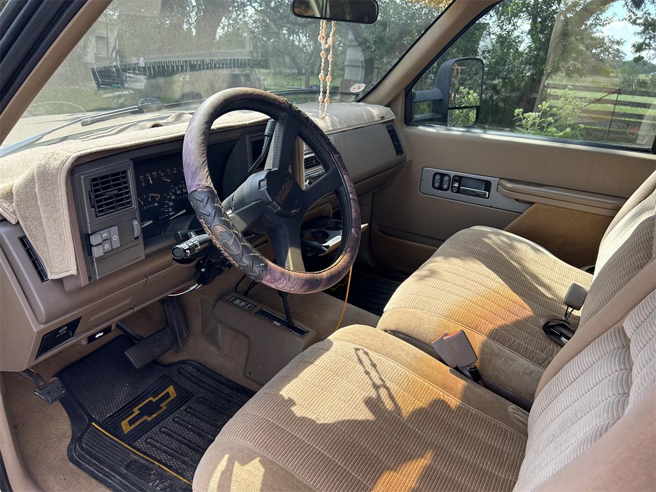 Chevrolet-Ck1500-1993-Champaign-Beige-6