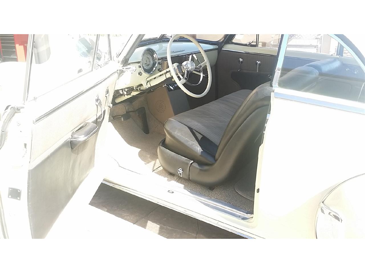 Chevrolet-Convertible-1950-Cream-Yellow-Tan-Gold-12