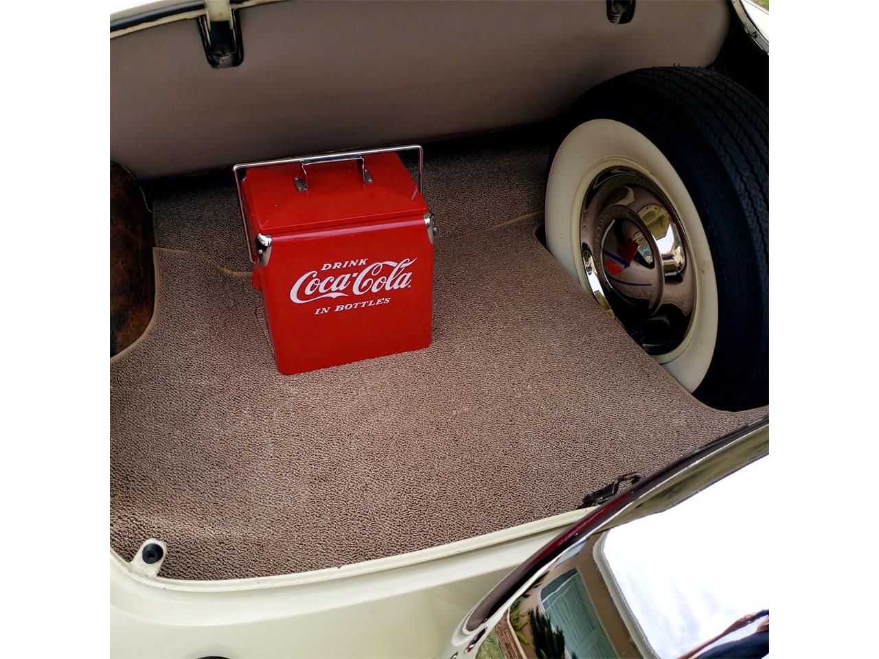 Chevrolet-Convertible-1950-Cream-Yellow-Tan-Gold-14