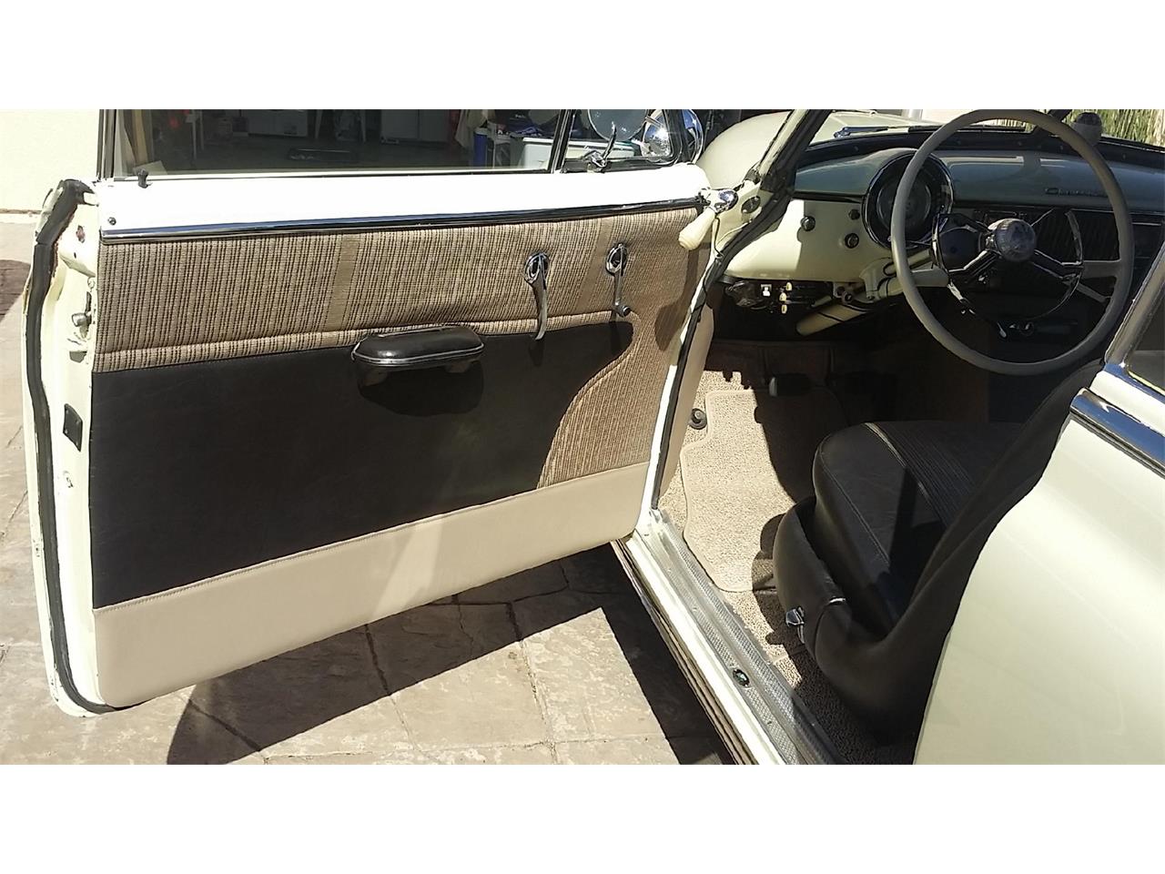 Chevrolet-Convertible-1950-Cream-Yellow-Tan-Gold-26