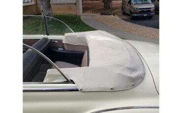 Chevrolet-Convertible-1950-Cream-Yellow-Tan-Gold-32