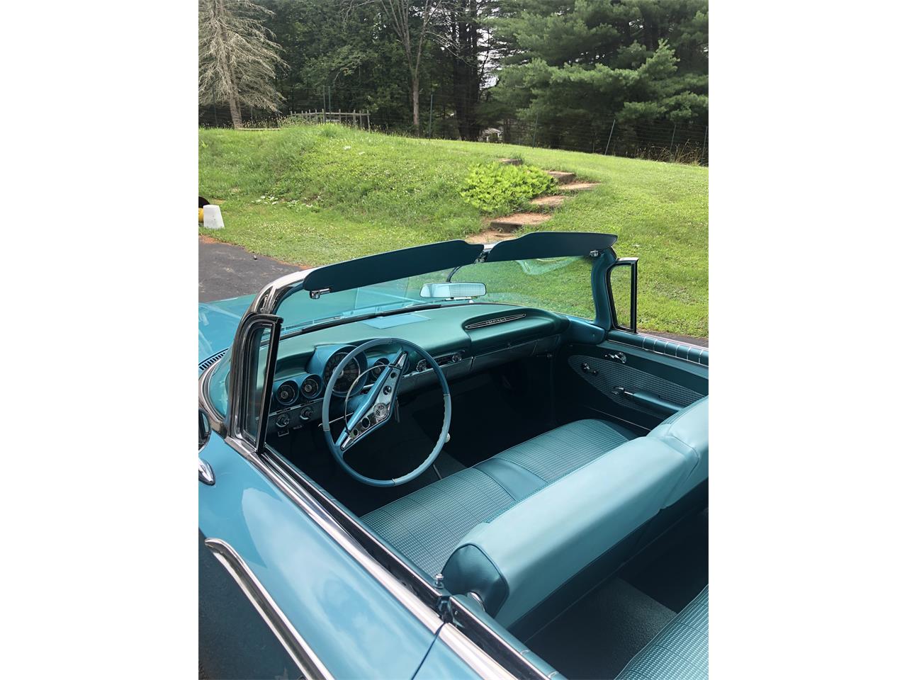 Chevrolet-Convertible-1960-Tasco-turquoise-Turquoise-1