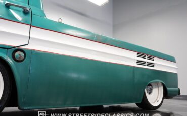 Chevrolet-Corvair-1961-Green-Green-37