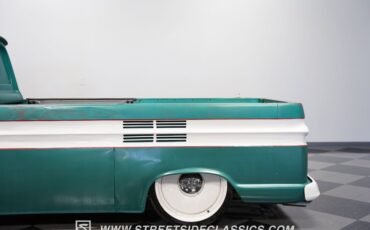 Chevrolet-Corvair-1961-Green-Green-39
